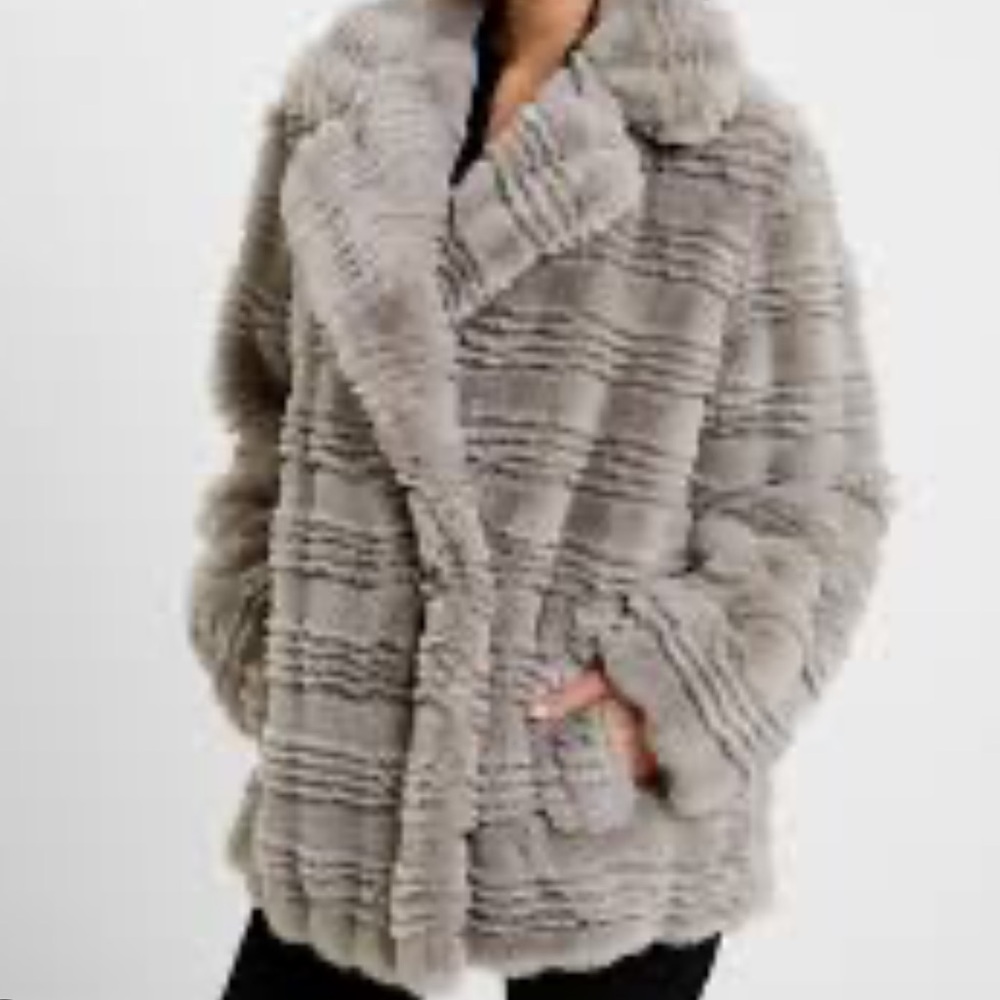 DARYN FRENCH CONNECTION FAUX FUR COAT SMALL